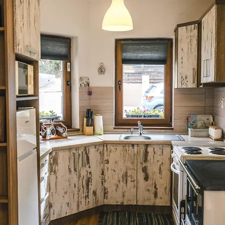 Zeleni Svet Деревянный коттедж *